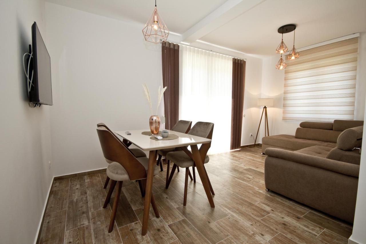 Igman Apartments Tivat Kültér fotó