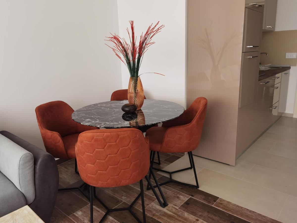 Igman Apartments Tivat Kültér fotó