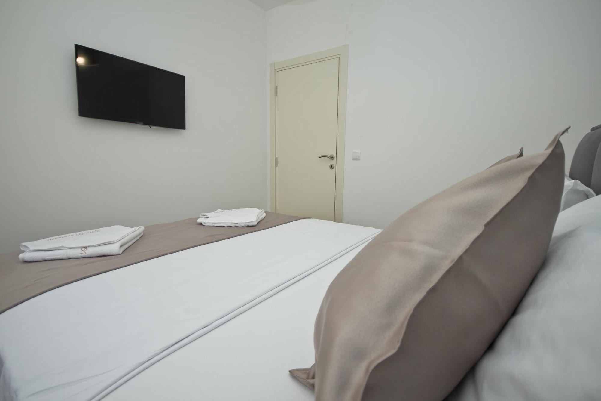 Igman Apartments Tivat Szoba fotó