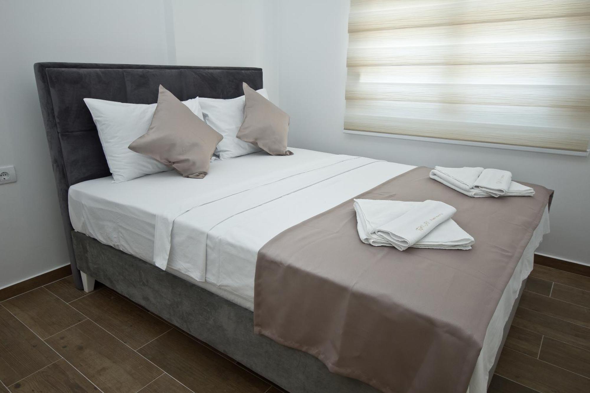 Igman Apartments Tivat Szoba fotó